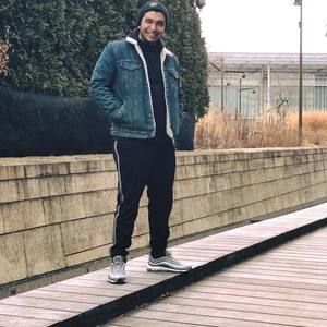 Meet your Posher, Eric